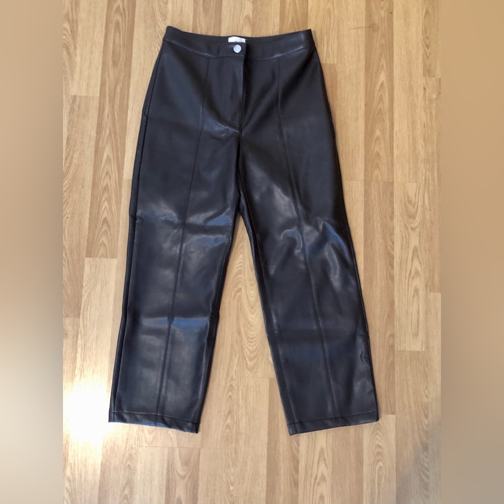 Size 4 Aritzia Wilfred “Fabian” cropped brown pleather pants
